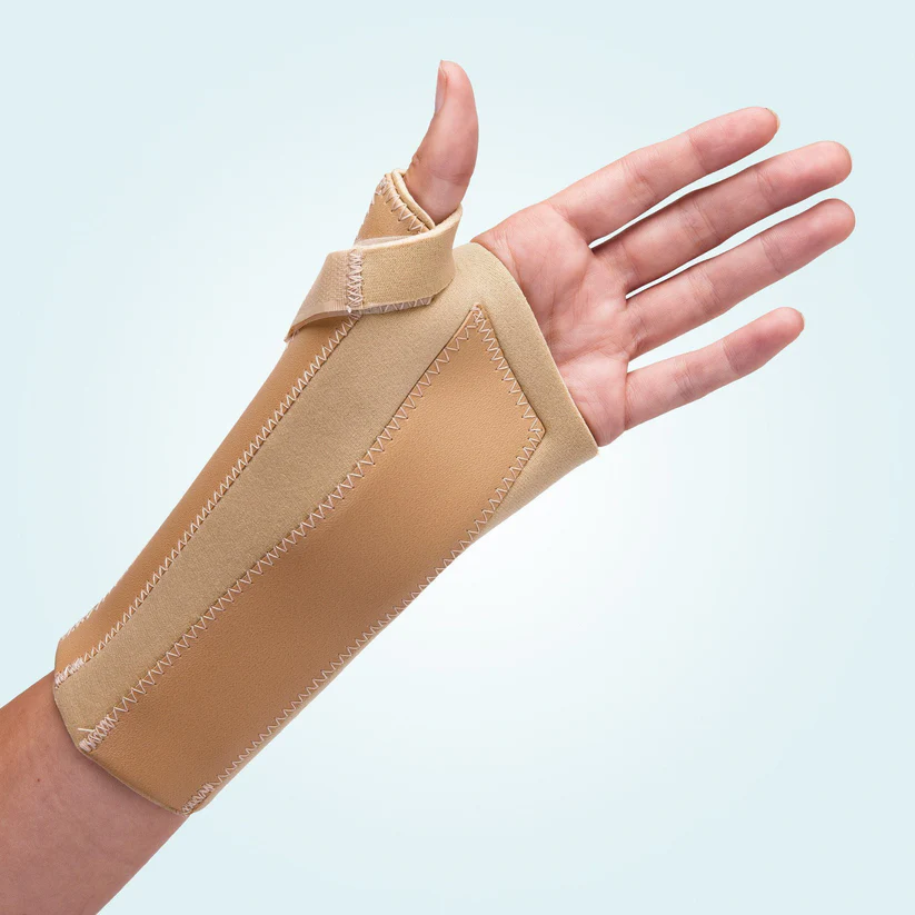 Neoprene Thumb/Wrist Support (Open)